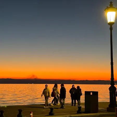 Aphrodites House Upon White Tower * סלוניקי