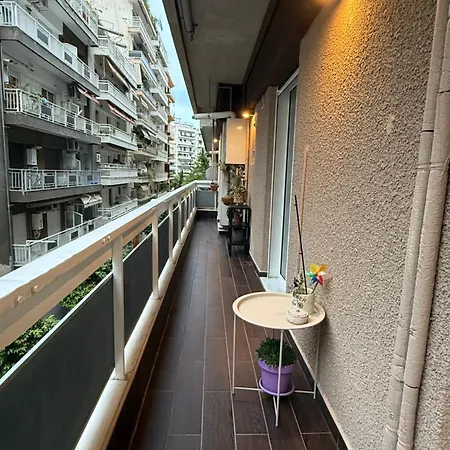 Aphrodites House Upon White Tower Apartment