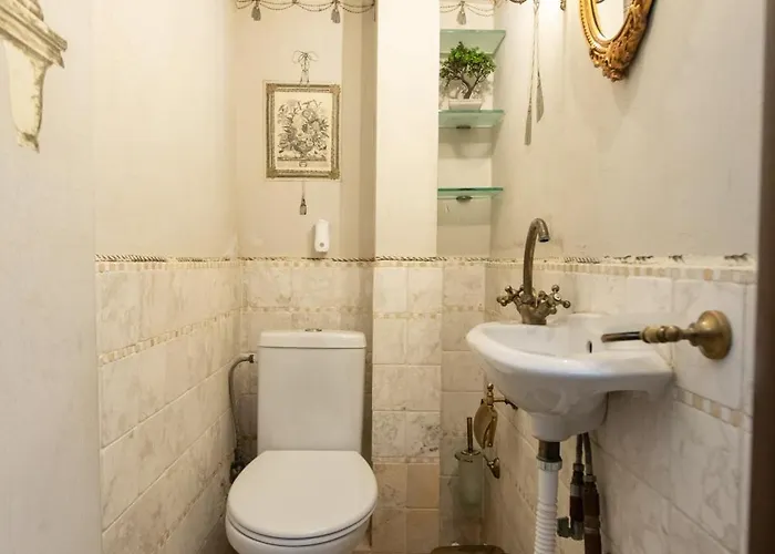 Aphrodites House Upon White Tower *