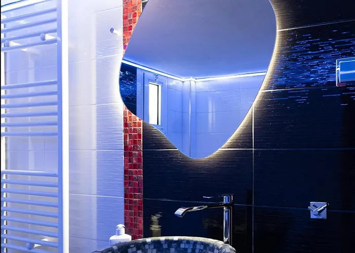 Aphrodites House Upon White Tower Apartment *
