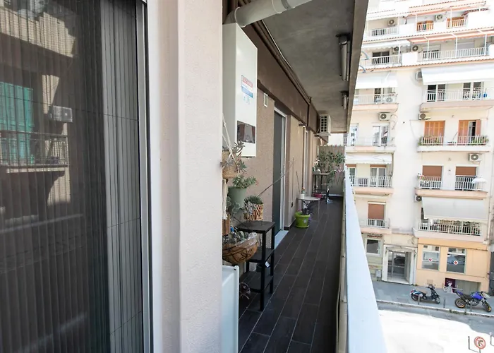 Aphrodites House Upon White Tower Thessaloniki